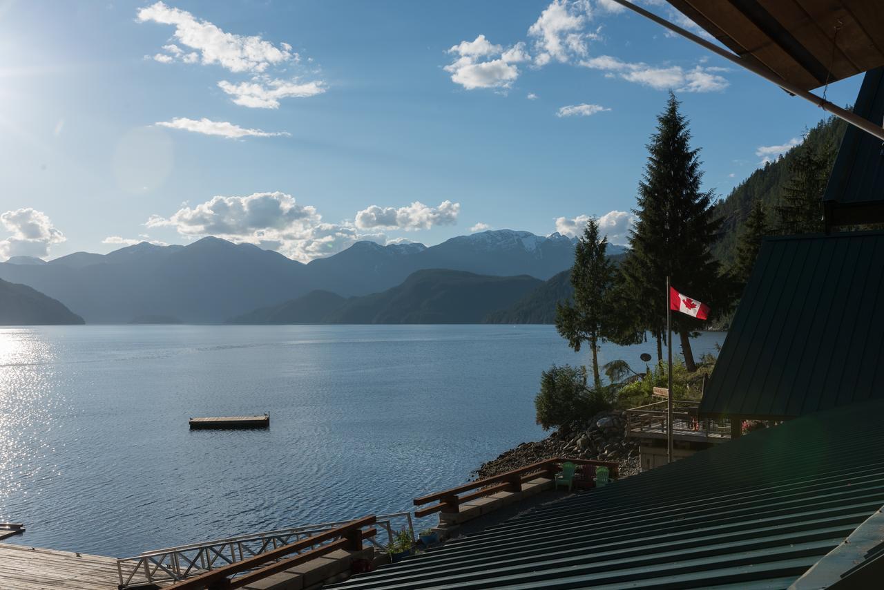 Desolation Sound Homfray Lodge المظهر الخارجي الصورة